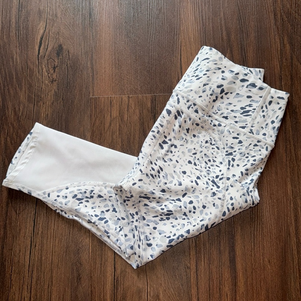 Athleta crop leggings white with speckled gray and blue small